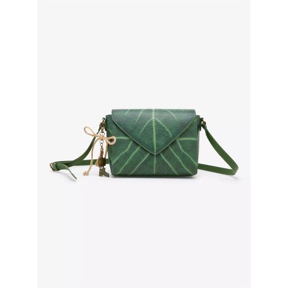 The Lord of The Rings Lembas Leaf Crossbody Bag - Picture 2 of 6